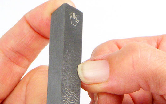 AzzaSpa-Nail Cut and File Hands