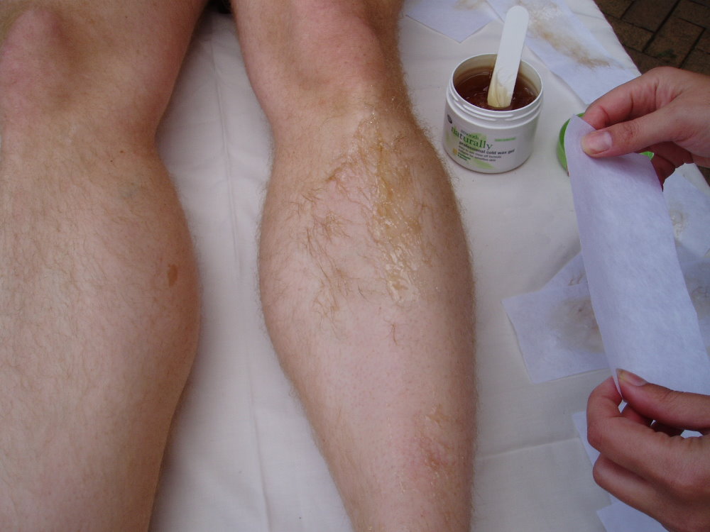 azzaspa-Full legs-waxing